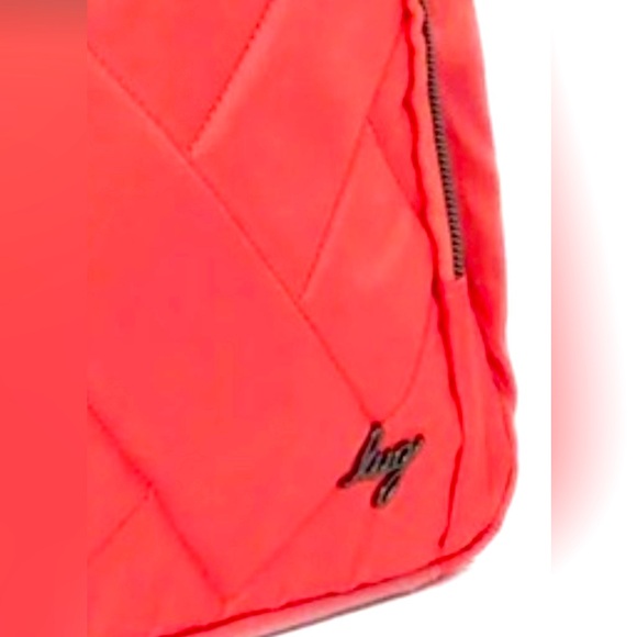 ✨✨LUG Hatchback FruitPunch Quilted Backpack✨✨ - Picture 3 of 11